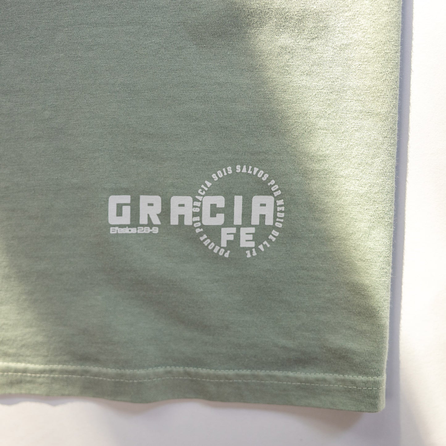 Camiseta Salvo por Gracia - Verde Menta