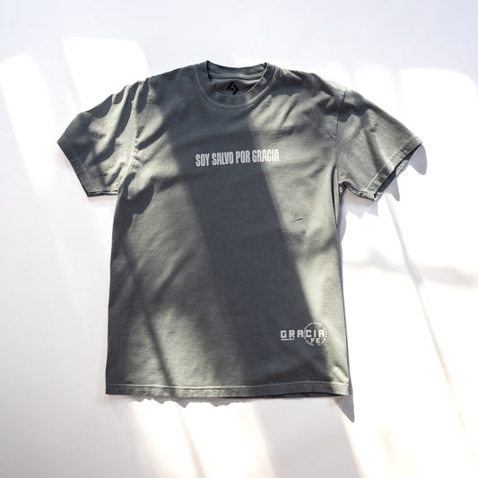 Camiseta Salvo por Gracia - Gris